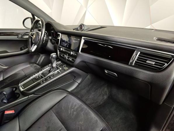 Porsche Macan I Рестайлинг с пробегом 2021 года, цена 4 600 000 рублей, 117088 км, внедорожник, Автокод Объявления