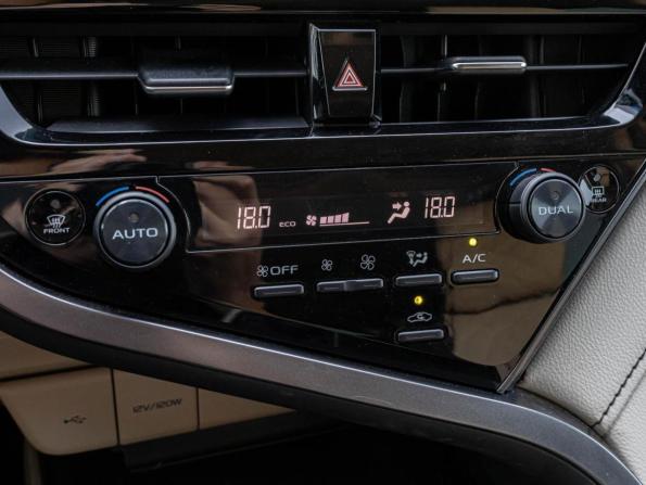 Toyota Camry VIII (XV70) Рестайлинг с пробегом 2022 года, цена 3 798 000 рублей, 42139 км, седан, Автокод Объявления