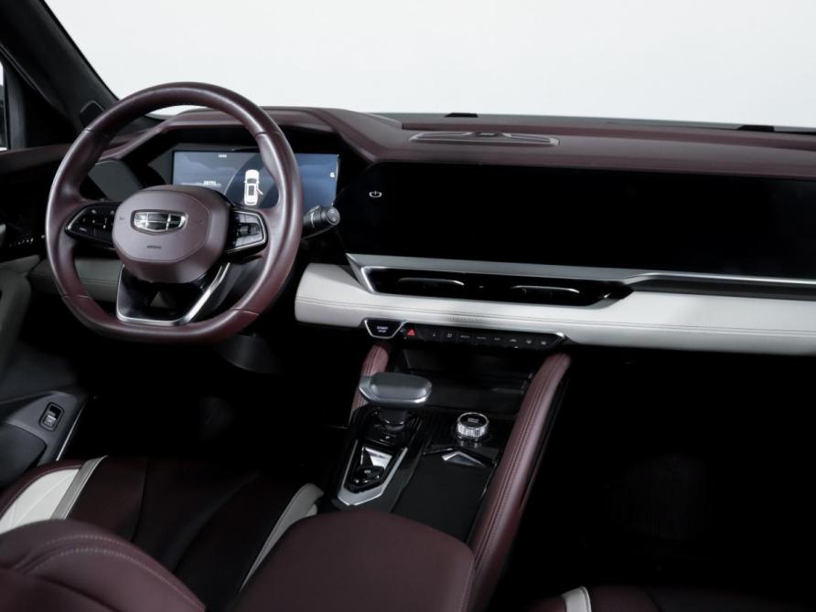 Geely Monjaro I Москва  - изображение 12
