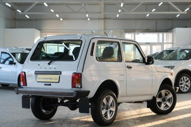Lada (ВАЗ) Niva Legend с пробегом 2024 года, цена 1 169 000 рублей, 5000 км, внедорожник, Автокод Объявления
