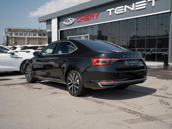 Skoda Superb III Рестайлинг с пробегом 2025 года, цена 3 050 000 рублей, 3424 км, лифтбек, Автокод Объявления