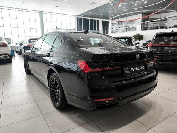 BMW 7 серии VI (G11/G12) Рестайлинг с пробегом 2019 года, цена 4 400 000 рублей, 291895 км, седан, Автокод Объявления