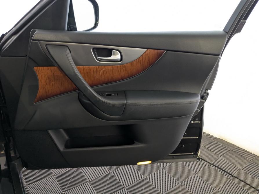 Infiniti QX70 Москва  - изображение 28