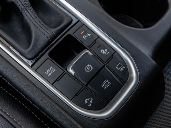 Hyundai Santa Fe IV с пробегом 2019 года, цена 3 250 000 рублей, 120290 км, внедорожник, Автокод Объявления