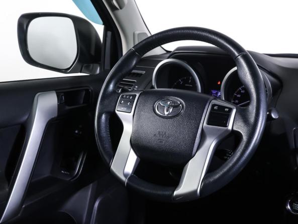 Toyota Land Cruiser Prado 150 Series Рестайлинг 1 с пробегом 2015 года, цена 3 707 000 рублей, 128580 км, внедорожник, Автокод Объявления