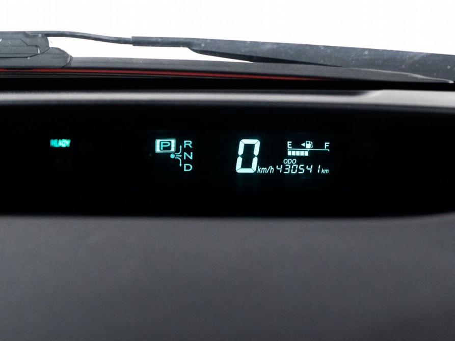 Toyota Prius II Рестайлинг (XW20) Иркутск  - изображение 12