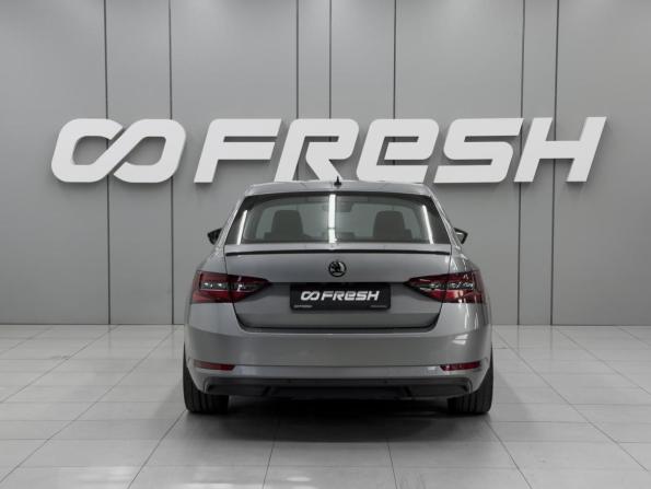 Skoda Superb III с пробегом 2017 года, цена 2 840 000 рублей, 148048 км, лифтбек, Автокод Объявления