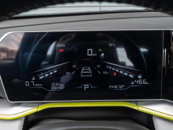 Geely Coolray I Рестайлинг с пробегом 2023 года, цена 2 030 000 рублей, 30643 км, внедорожник, Автокод Объявления