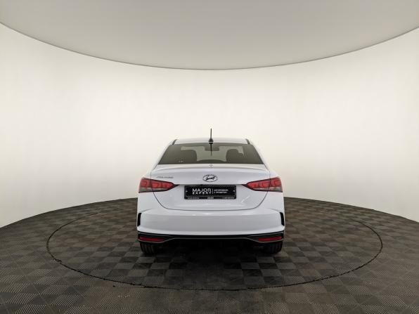 Hyundai Solaris II Рестайлинг с пробегом 2021 года, цена 1 595 000 рублей, 51342 км, седан, Автокод Объявления