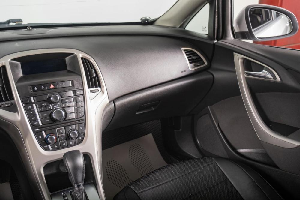 Opel Astra J Томск  - изображение 11
