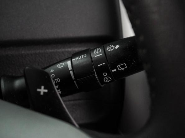 Toyota Verso I с пробегом 2011 года, цена 1 299 000 рублей, 157711 км, компактвэн, Автокод Объявления