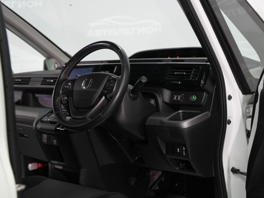 Honda Stepwgn V Новосибирск  - изображение 9