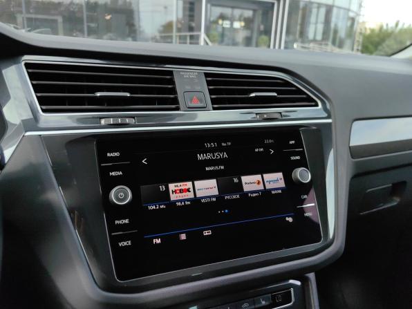 Volkswagen Tiguan II с пробегом 2019 года, цена 2 239 000 рублей, 82000 км, внедорожник, Автокод Объявления