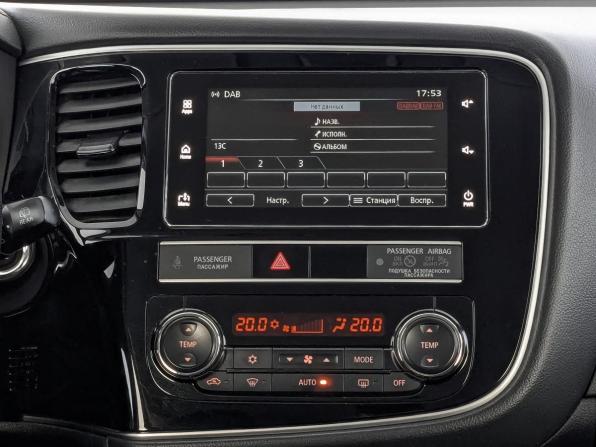 Mitsubishi Outlander III Рестайлинг 3 с пробегом 2019 года, цена 2 100 000 рублей, 135681 км, внедорожник, Автокод Объявления