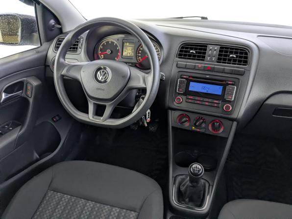 Volkswagen Polo V Рестайлинг с пробегом 2018 года, цена 1 200 000 рублей, 54281 км, седан, Автокод Объявления