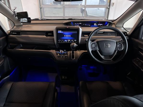 Honda Freed II Рестайлинг с пробегом 2020 года, цена 1 980 000 рублей, 78778 км, компактвэн, Автокод Объявления