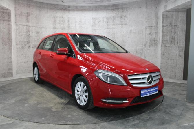 Mercedes-Benz B-Класс II (W246) с пробегом 2013 года, цена 1 065 000 рублей, 187737 км, хэтчбек, Автокод Объявления