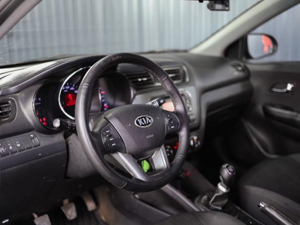 Kia Rio III с пробегом 2013 года, цена 689 000 рублей, 225278 км, седан, Автокод Объявления