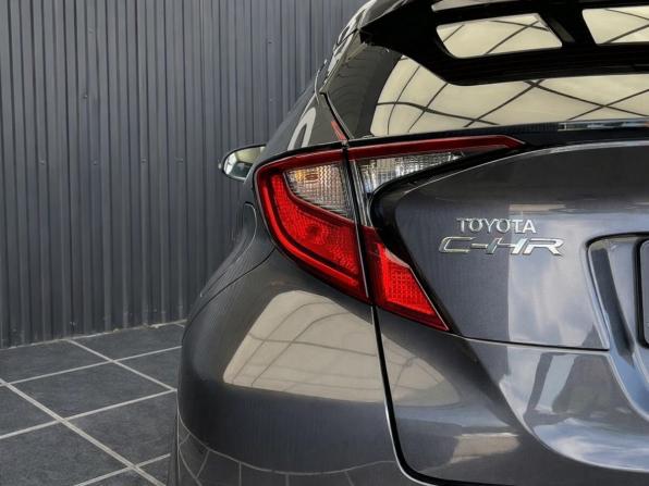 Toyota C-HR I Рестайлинг с пробегом 2020 года, цена 2 297 000 рублей, 97422 км, внедорожник, Автокод Объявления