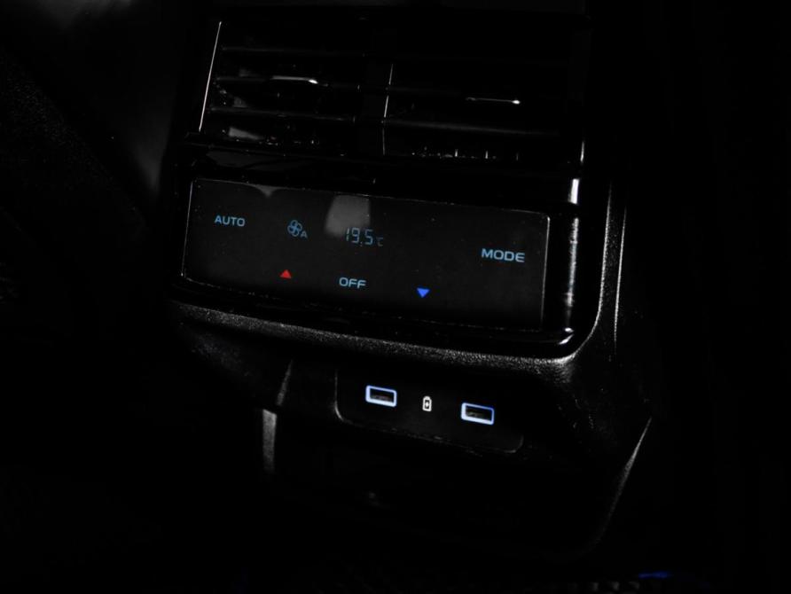 Geely Monjaro I Москва  - изображение 16
