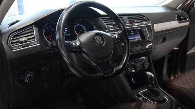 Volkswagen Tiguan II с пробегом 2017 года, цена 1 695 000 рублей, 161000 км, внедорожник, Автокод Объявления