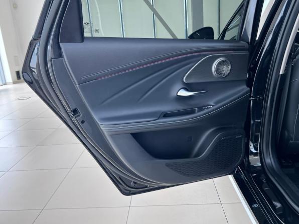 Chery Arrizo 8 с пробегом 2023 года, цена 2 070 000 рублей, 51997 км, седан, Автокод Объявления