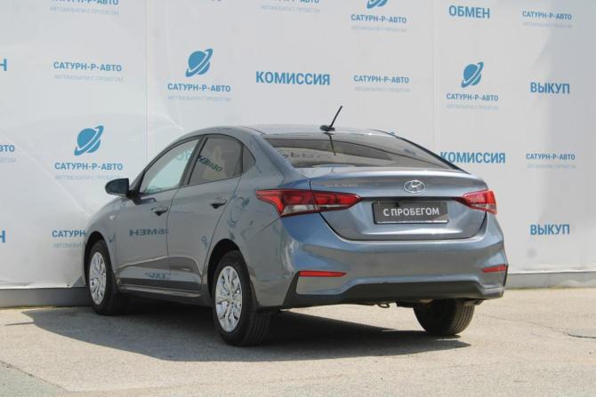 Hyundai Solaris II с пробегом 2017 года, цена 1 050 000 рублей, 90000 км, седан, Автокод Объявления