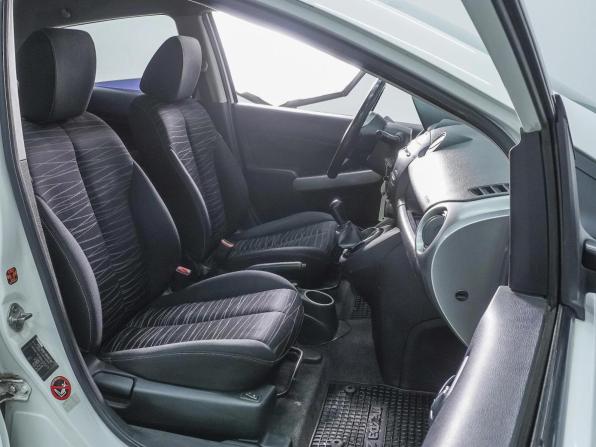 Mazda 2 II (DE) с пробегом 2008 года, цена 599 000 рублей, 200353 км, хэтчбек, Автокод Объявления