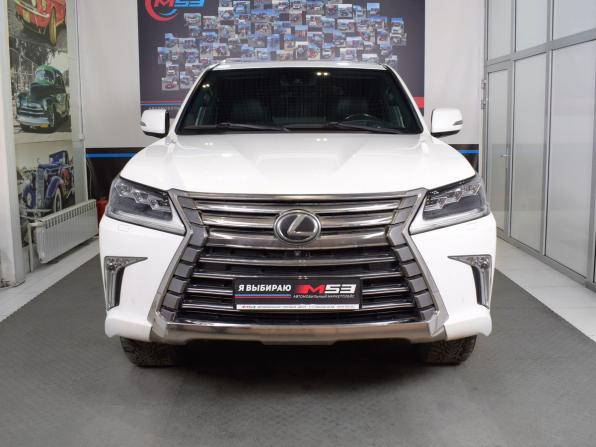 Lexus LX III Рестайлинг 2 с пробегом 2018 года, цена 8 329 995 рублей, 306659 км, внедорожник, Автокод Объявления