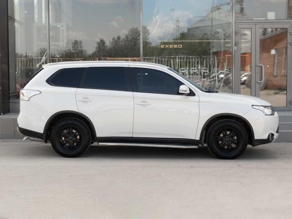 Mitsubishi Outlander III Рестайлинг с пробегом 2014 года, цена 1 350 000 рублей, 252292 км, внедорожник, Автокод Объявления