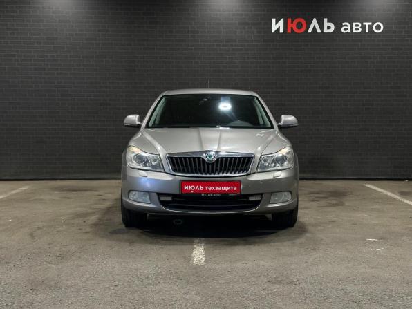 Skoda Octavia II (A5) Рестайлинг с пробегом 2012 года, цена 800 000 рублей, 263911 км, лифтбек, Автокод Объявления