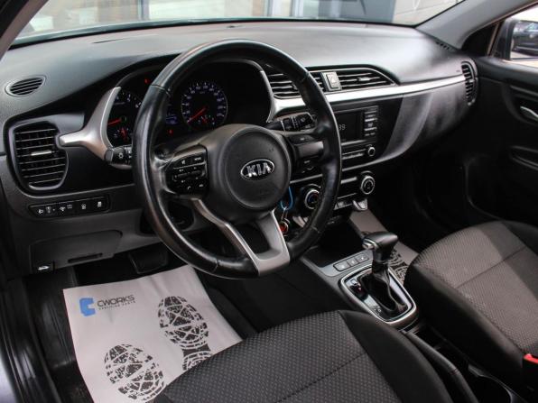 Kia Rio IV Рестайлинг с пробегом 2021 года, цена 1 550 400 рублей, 70850 км, седан, Автокод Объявления