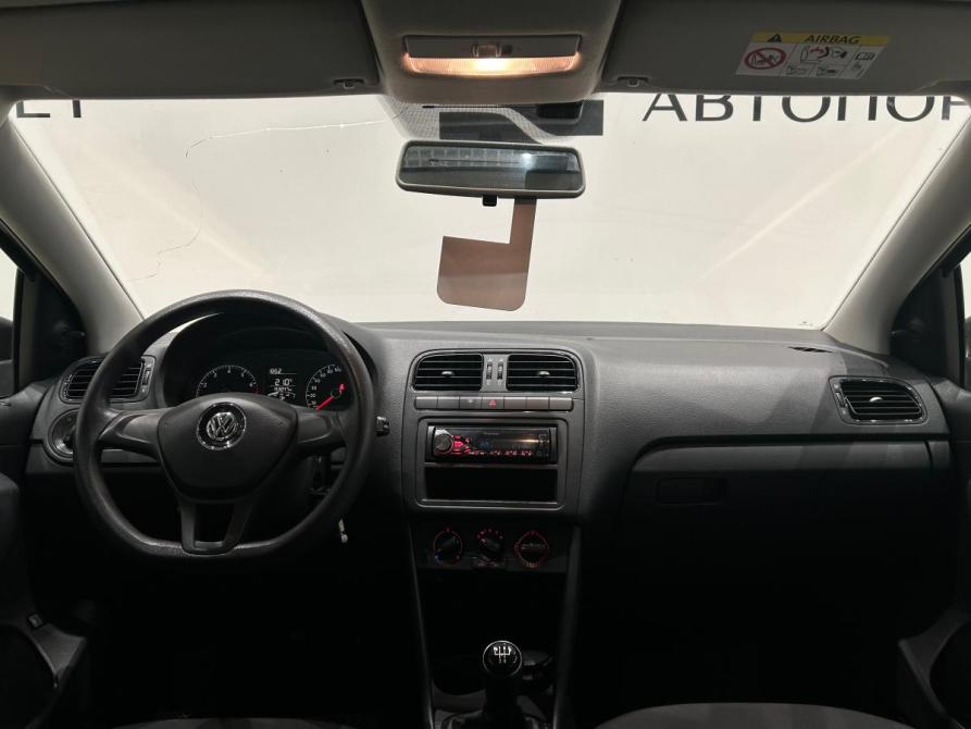 Volkswagen Polo V Рестайлинг Санкт-Петербург  - изображение 17