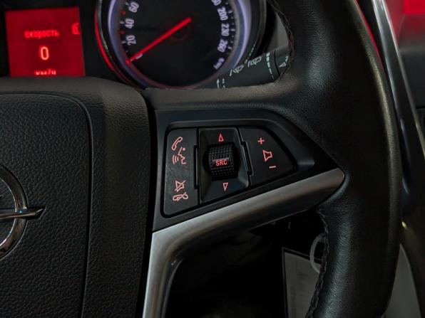 Opel Astra J Рестайлинг с пробегом 2012 года, цена 940 000 рублей, 113641 км, хэтчбек, Автокод Объявления