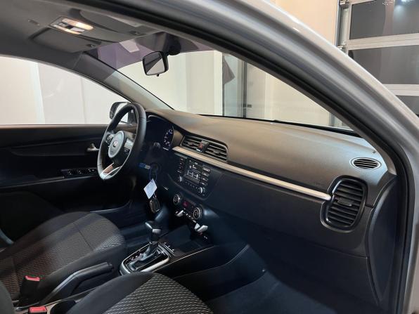 Kia Rio IV с пробегом 2017 года, цена 1 476 000 рублей, 86900 км, седан, Автокод Объявления