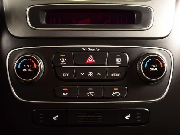 Kia Sorento II Рестайлинг с пробегом 2014 года, цена 1 765 995 рублей, 185257 км, внедорожник, Автокод Объявления