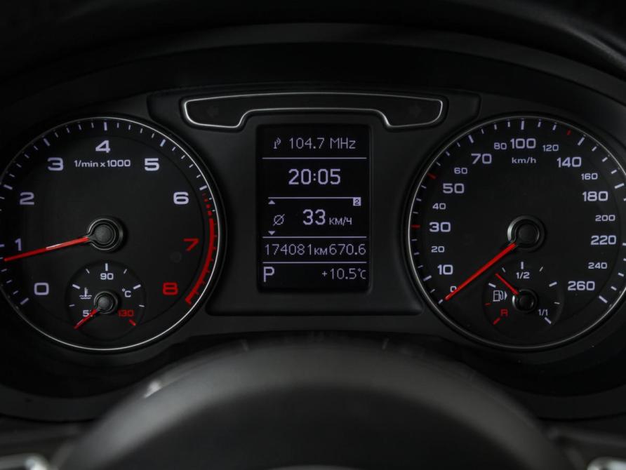 Audi Q3 I (8U) Москва  - изображение 10