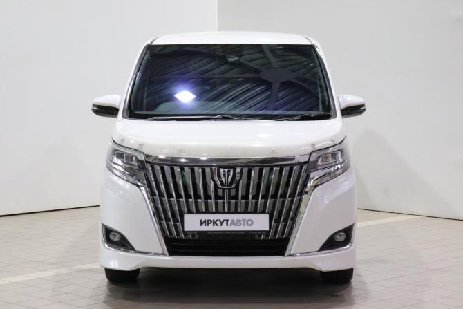 Toyota Esquire I Рестайлинг с пробегом 2018 года, цена 2 300 000 рублей, 63771 км, минивэн, Автокод Объявления