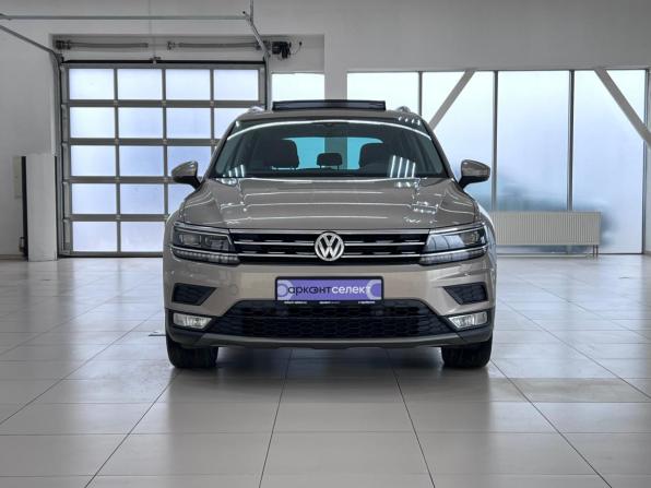 Volkswagen Tiguan II с пробегом 2017 года, цена 2 300 000 рублей, 157751 км, внедорожник, Автокод Объявления
