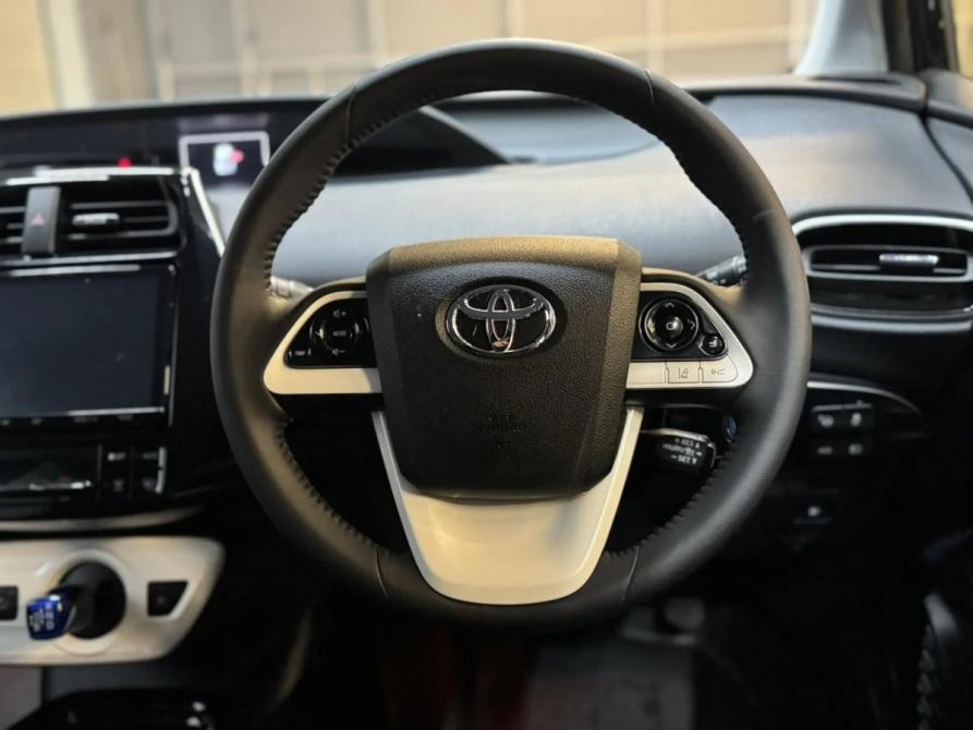 Toyota Prius IV (XW50) Красноярск  - изображение 14