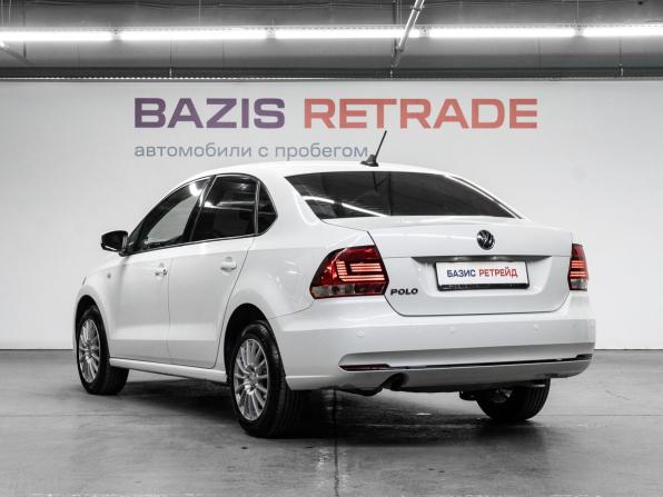 Volkswagen Polo V Рестайлинг с пробегом 2017 года, цена 1 169 000 рублей, 152353 км, седан, Автокод Объявления