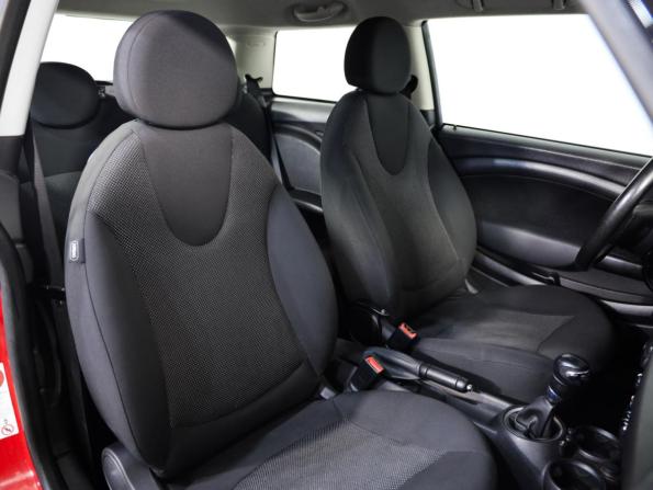 Mini Hatch II (R56) Рестайлинг с пробегом 2012 года, цена 899 000 рублей, 148918 км, хэтчбек, Автокод Объявления