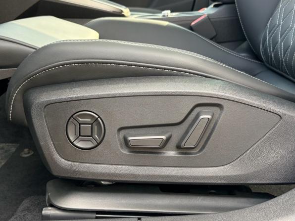 Audi A3 IV (8Y) Рестайлинг с пробегом 2025 года, цена 3 972 000 рублей, 41 км, хэтчбек, Автокод Объявления