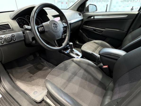 Opel Astra H Рестайлинг с пробегом 2014 года, цена 940 000 рублей, 154152 км, универсал, Автокод Объявления