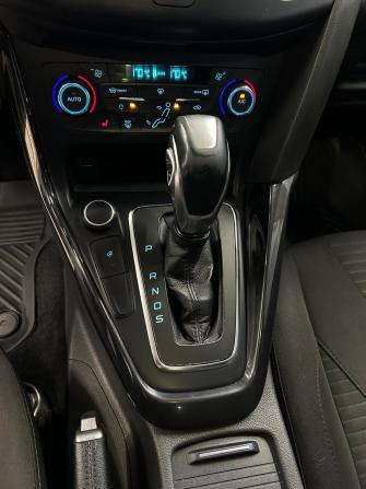 Ford Focus III Рестайлинг с пробегом 2018 года, цена 1 103 000 рублей, 175665 км, хэтчбек, Автокод Объявления