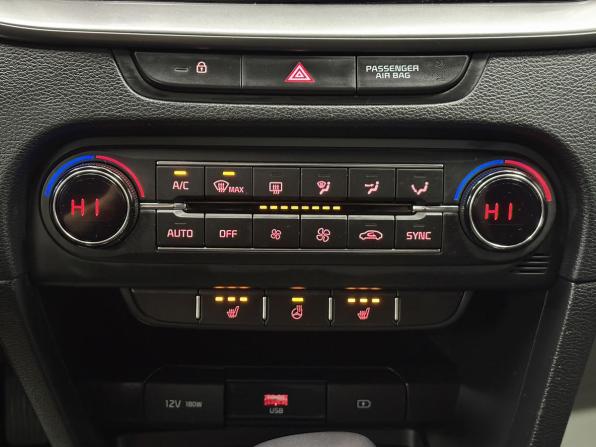 Kia Ceed III с пробегом 2020 года, цена 1 799 000 рублей, 103140 км, хэтчбек, Автокод Объявления