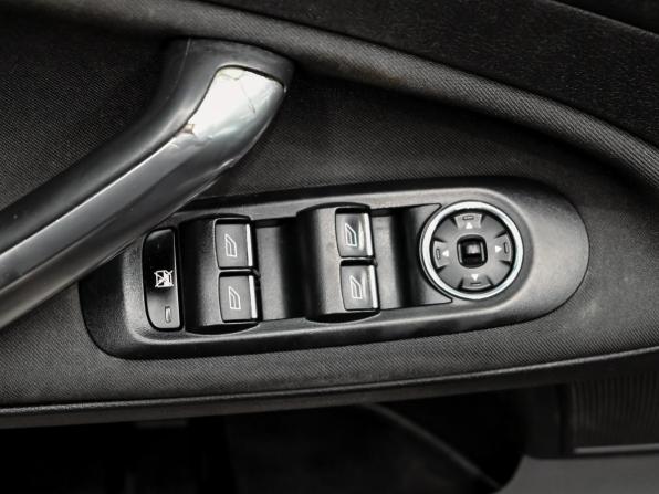 Ford Mondeo IV Рестайлинг с пробегом 2011 года, цена 940 000 рублей, 236973 км, седан, Автокод Объявления