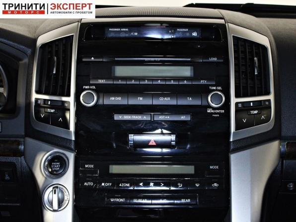 Toyota Land Cruiser 200 Series с пробегом 2012 года, цена 3 657 000 рублей, 210240 км, внедорожник, Автокод Объявления