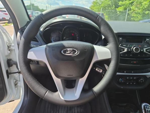 Lada (ВАЗ) Vesta I с пробегом 2019 года, цена 880 000 рублей, 99921 км, седан, Автокод Объявления