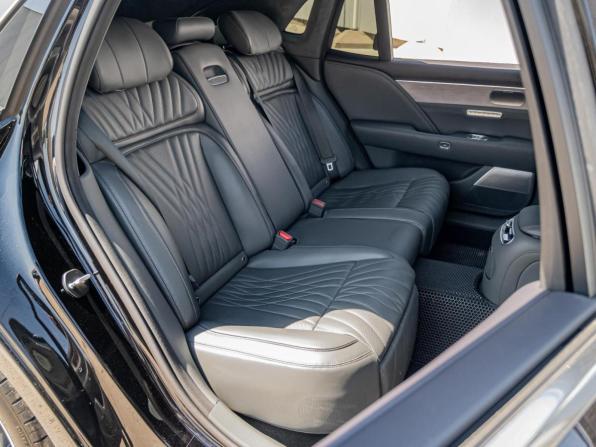 Genesis G90 II с пробегом 2022 года, цена 9 950 000 рублей, 32621 км, седан, Автокод Объявления